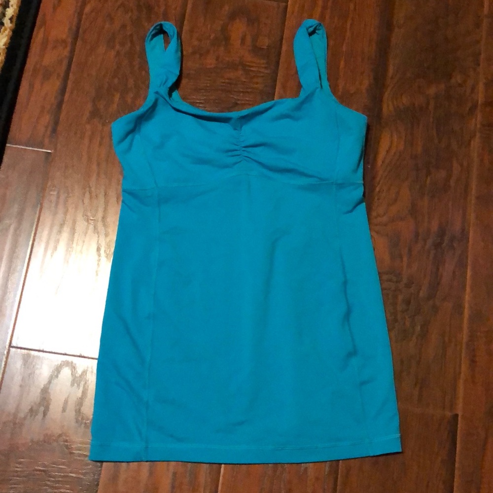 Lululemon tank top